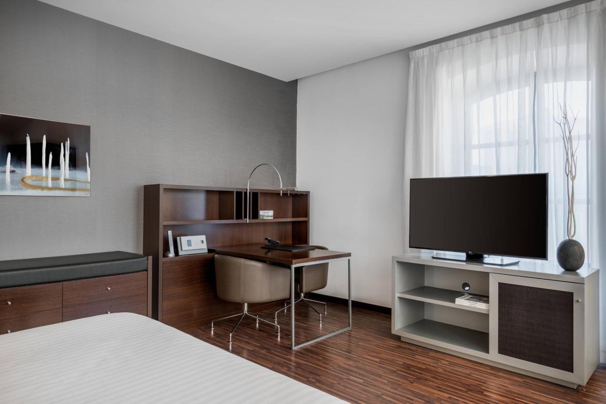 Ac Hotel Torino By Marriott Kültér fotó