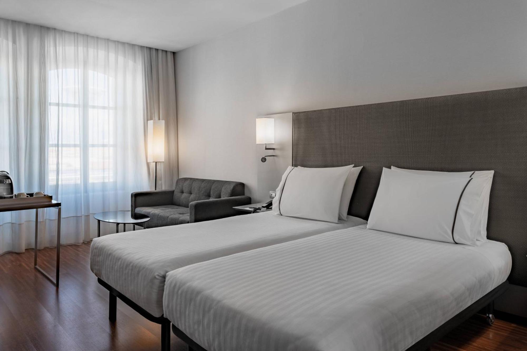 Ac Hotel Torino By Marriott Kültér fotó
